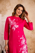 Elegant Rayon Kurta & Pant Set – Fuchsia with White Floral Print