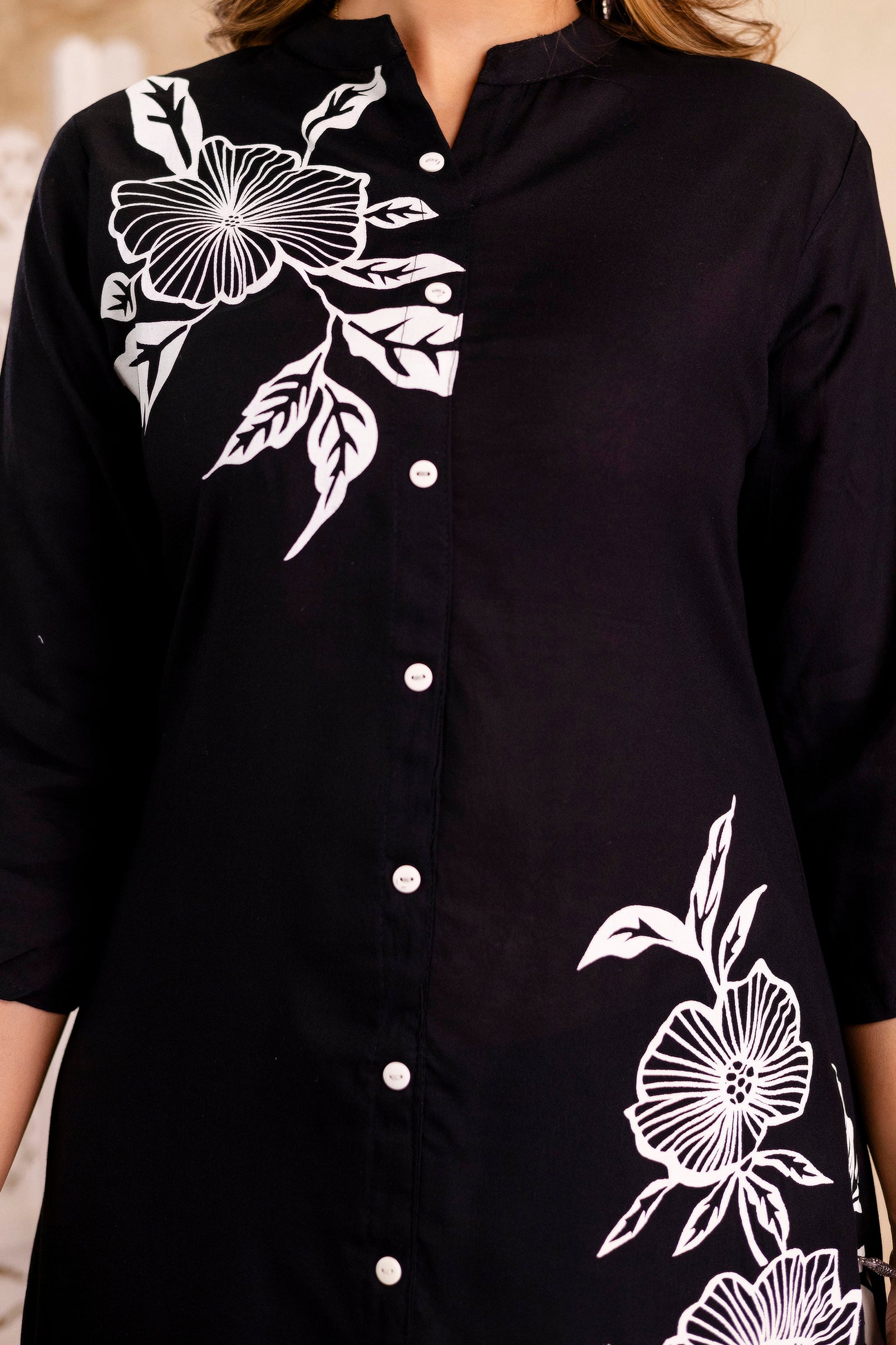 Black Floral Printed Rayon Kurta & Pant Set for Women