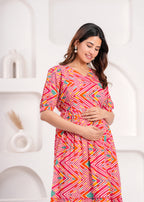Breathable Cotton Maternity Wear – Pink Chevron Print