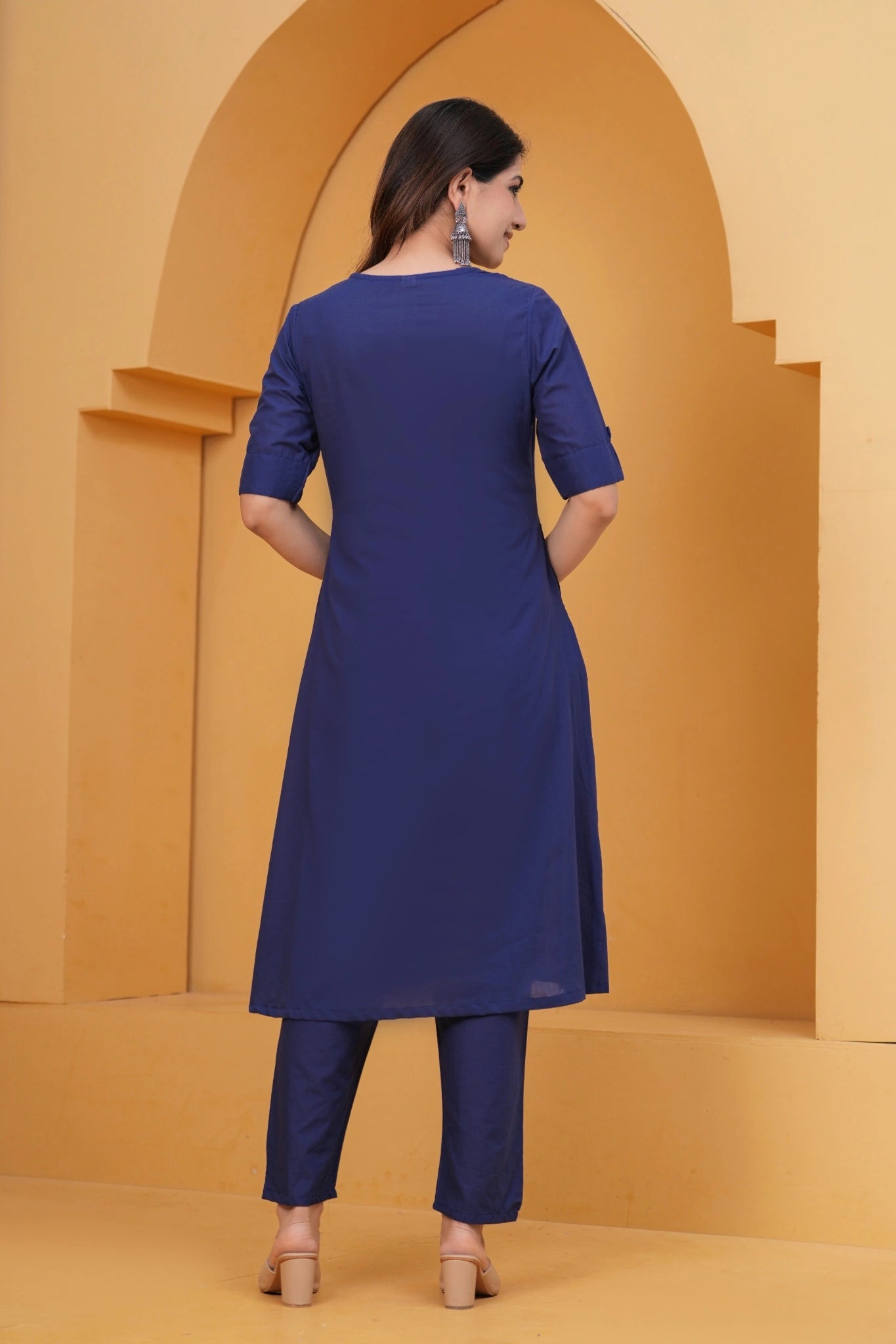 Women’s Navy Blue Cotton Kurti with Pant | Leaf Applique Design | Daily Wear Ethnic Set