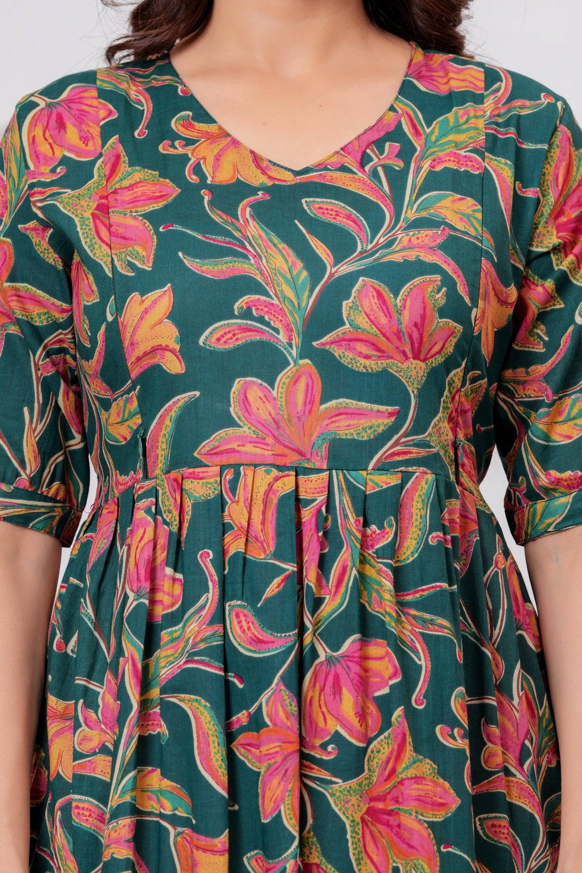 Clothycorp Green Floral Printed Maternity & Feeding Dress for Women
