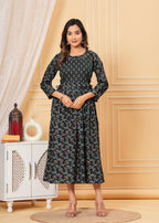 Dark Green Cotton Maternity & Nursing Midi Dress