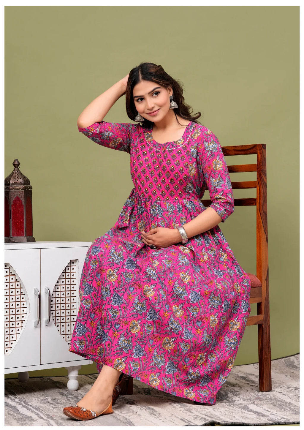 Elegant Pink Floral Maternity & Nursing Maxi Gown with Feeding Zip