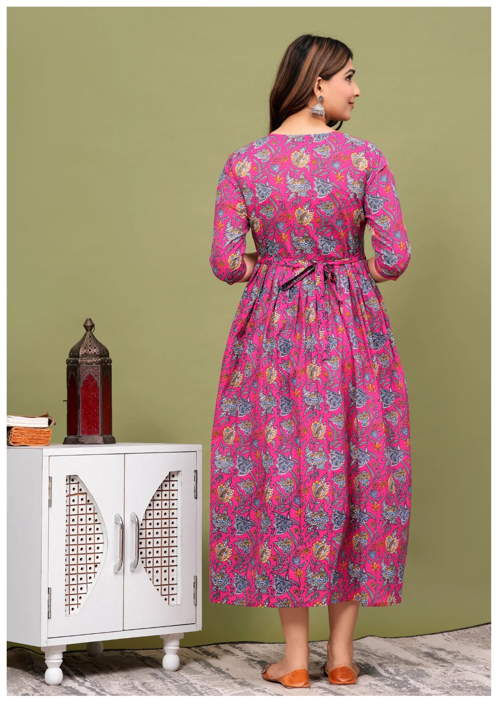 Elegant Pink Floral Maternity & Nursing Maxi Gown with Feeding Zip