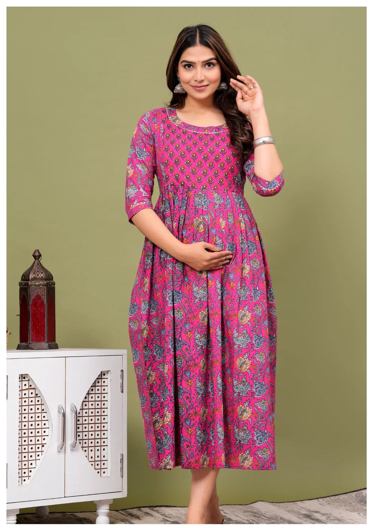 Elegant Pink Floral Maternity & Nursing Maxi Gown with Feeding Zip