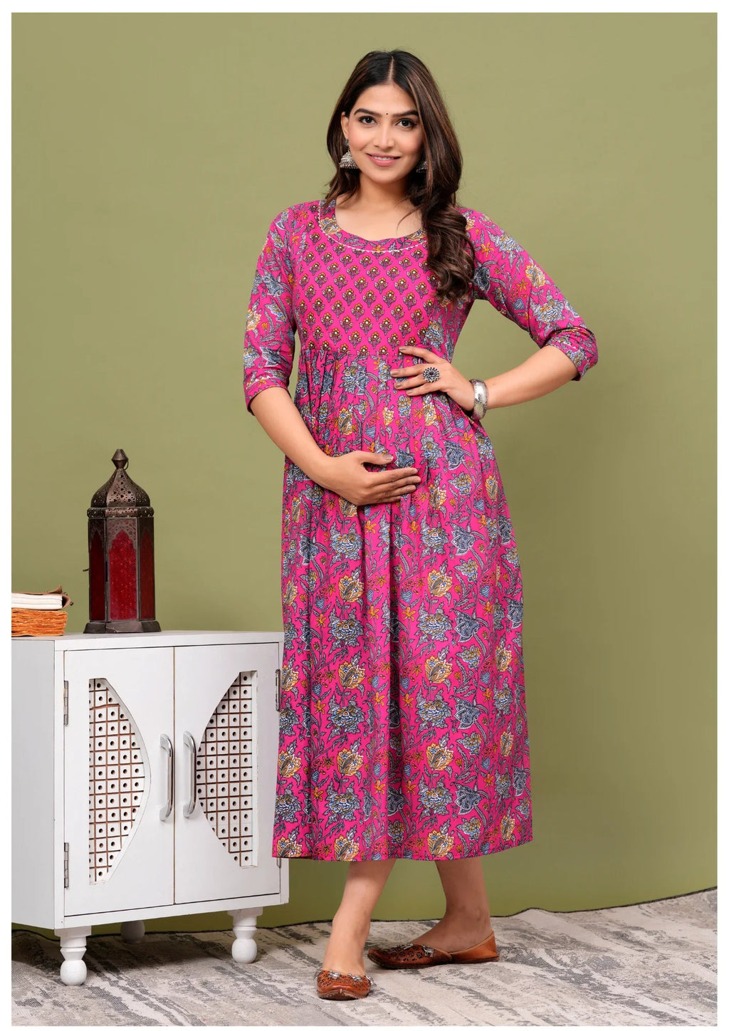 Elegant Pink Floral Maternity & Nursing Maxi Gown with Feeding Zip