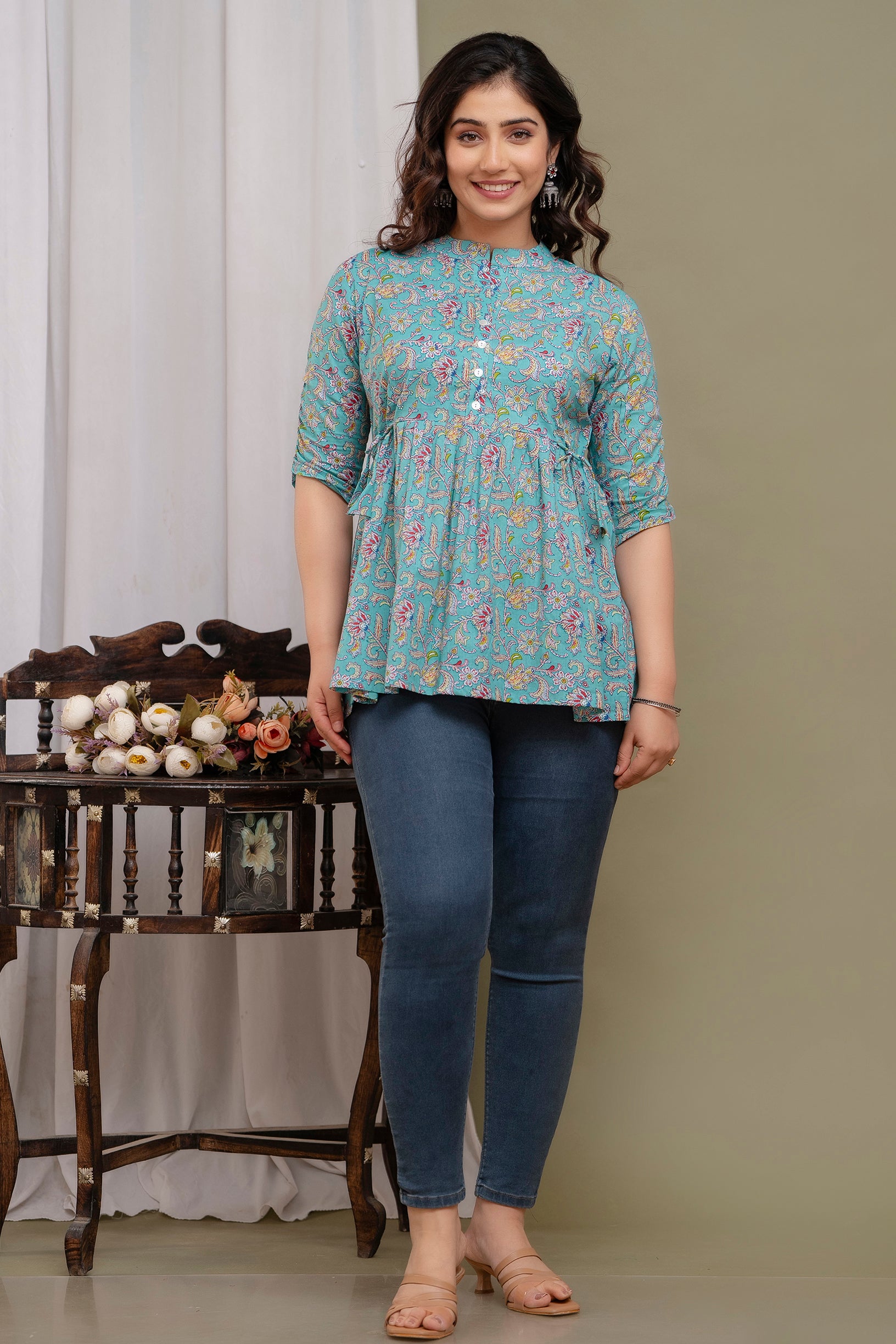 "Casual Printed Cotton Short Kurti Top with Button Front – Blue"