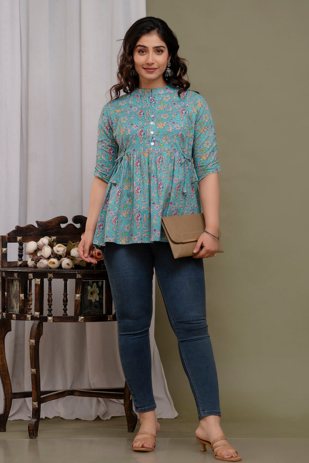 "Casual Printed Cotton Short Kurti Top with Button Front – Blue"