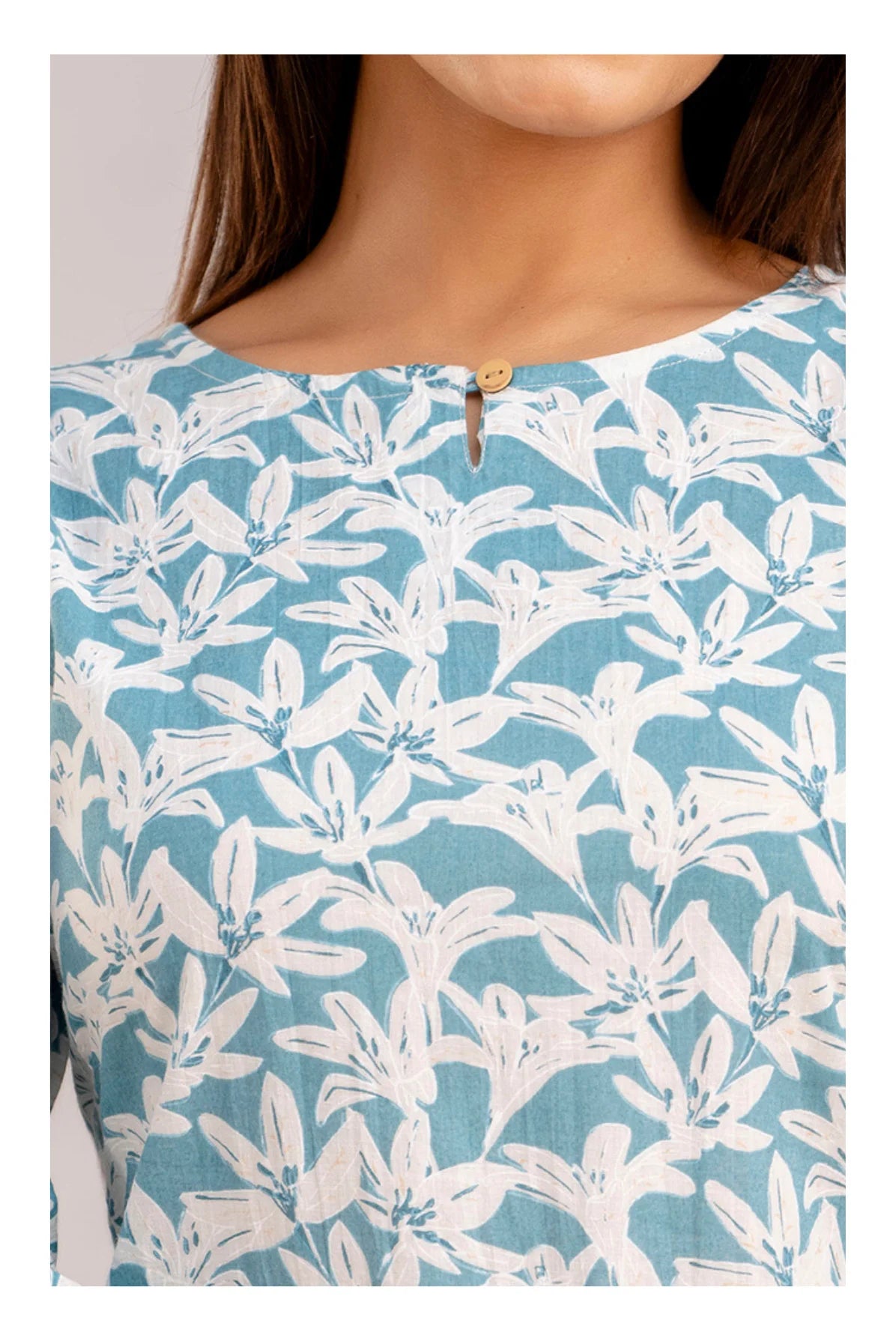 Women’s Blue Floral Print Straight Kurti Top