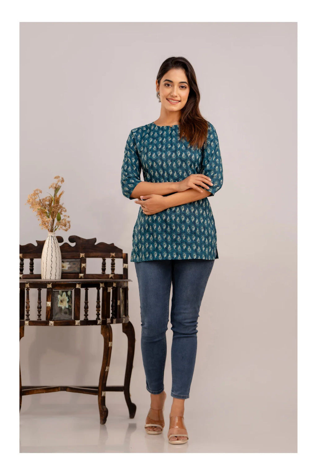 Women Teal Blue Printed Cotton Kurti