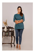 Women Teal Blue Printed Cotton Kurti