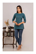 Women Teal Blue Printed Cotton Kurti
