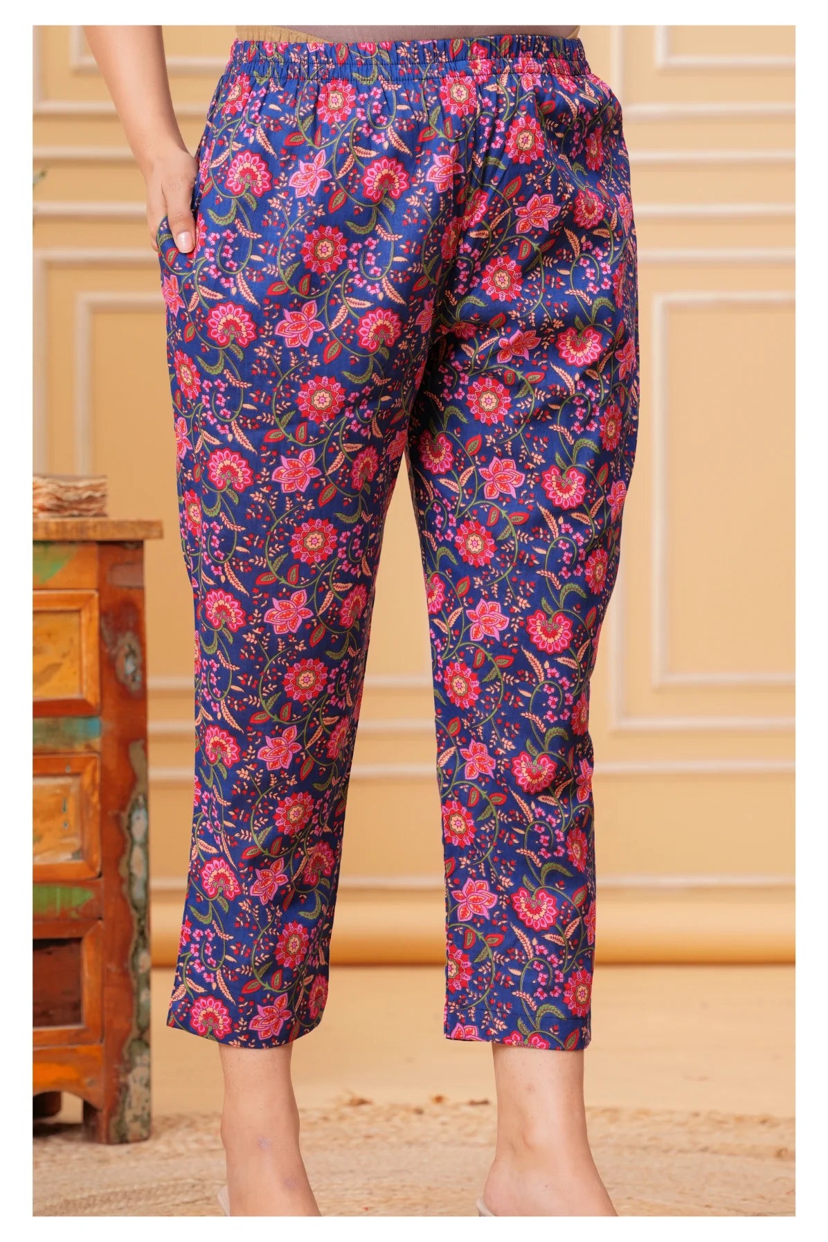 Women’s Maternity Feeding Cord Set | Floral Printed Nursing Co-Ord Set (Navy Blue)