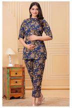 Maternity Feeding Co-ord Set with Concealed Zippers – Printed Top & Pants