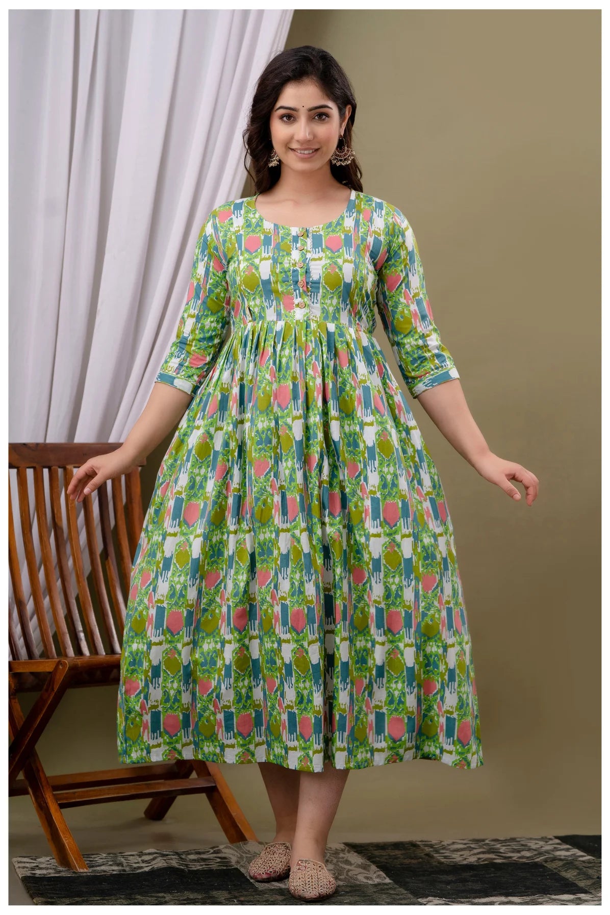 Green Geometric Printed Cotton A-Line Kurti for Women