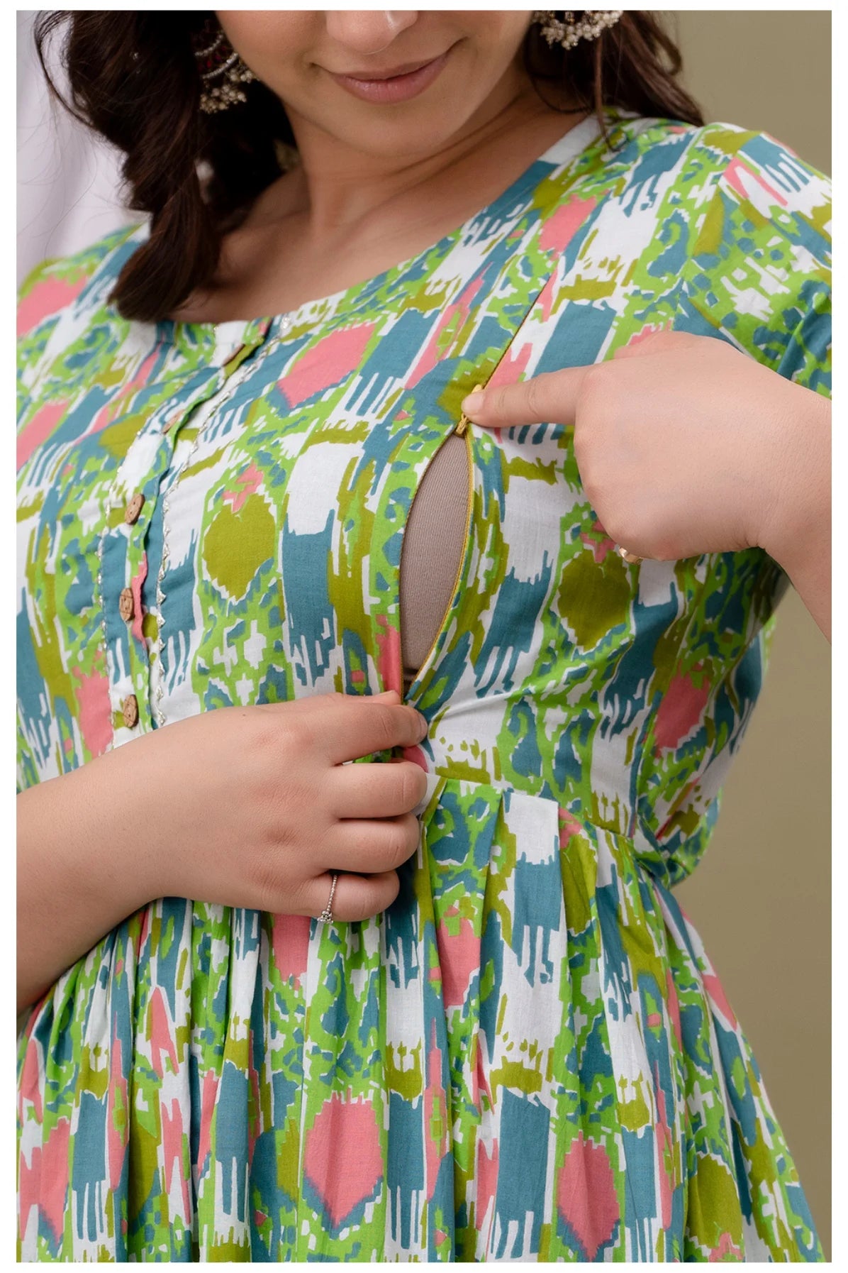 Green Geometric Printed Cotton A-Line Kurti for Women