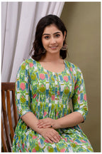 Green Geometric Printed Cotton A-Line Kurti for Women