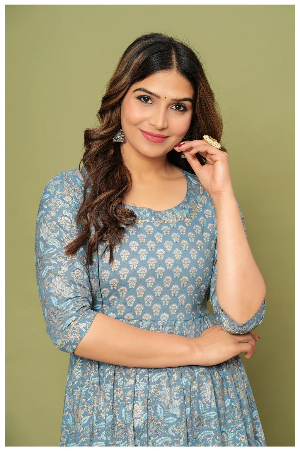 Floral Print Maternity Dress with Empire Waist – Comfortable Cotton Dress