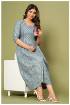 Floral Print Maternity Dress with Empire Waist – Comfortable Cotton Dress