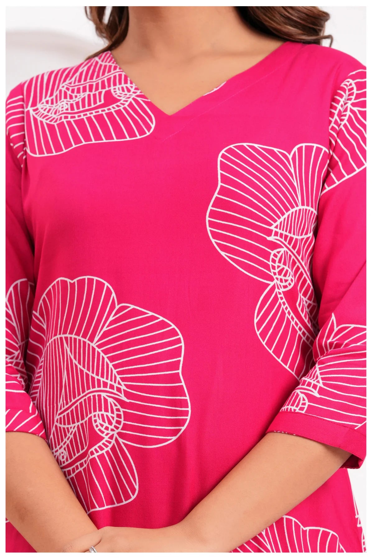 Women’s Pink Printed Rayon Kurta Pant Set
