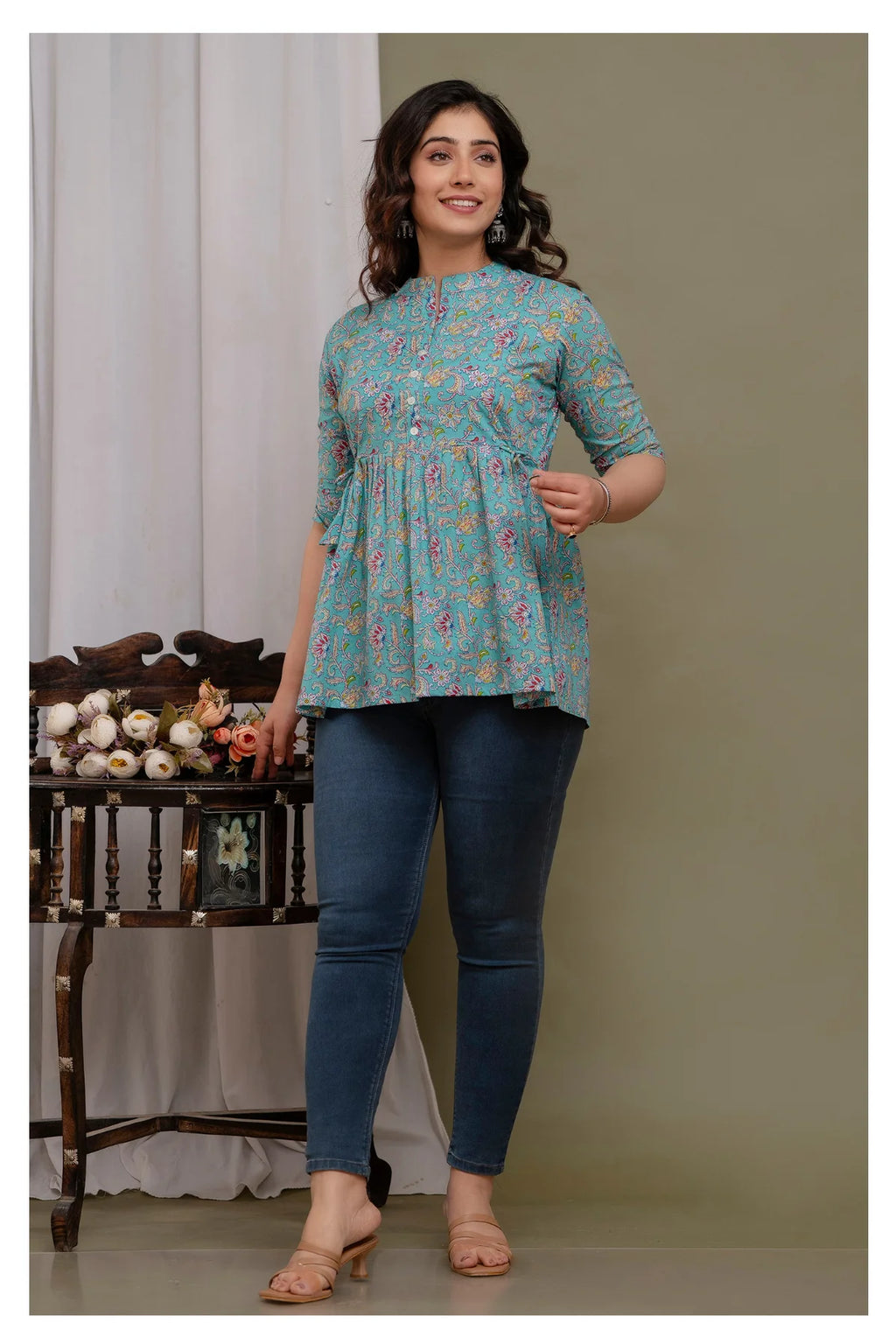 "Casual Printed Cotton Short Kurti Top with Button Front – Blue"