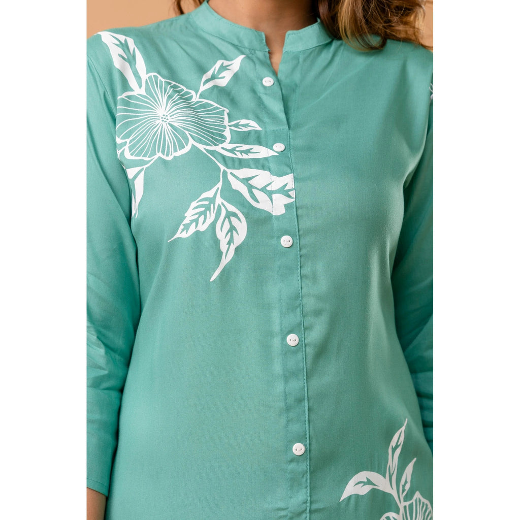 Elegant Sea Green Floral Front-Slit Kurta Set