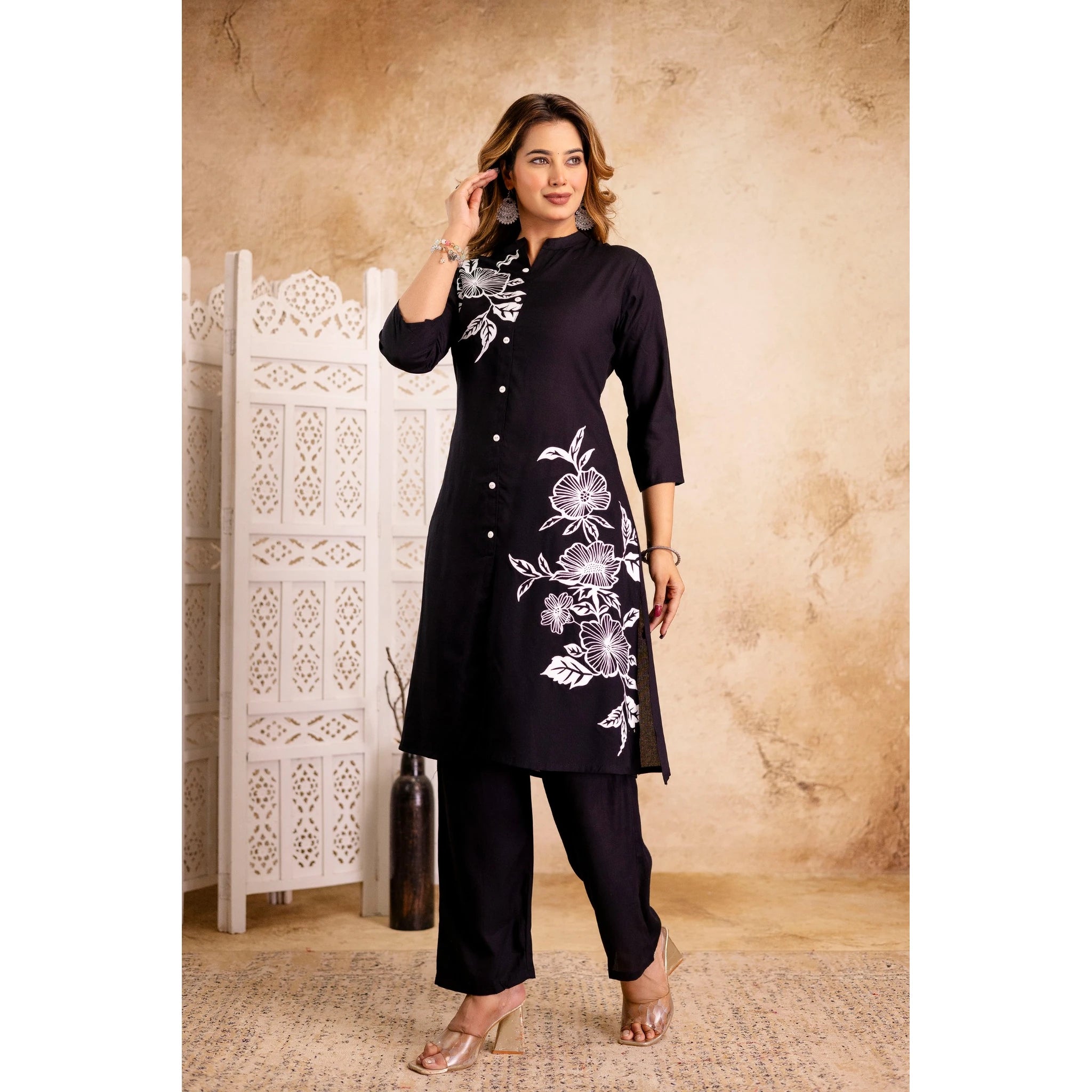Black Floral Printed Rayon Kurta & Pant Set for Women